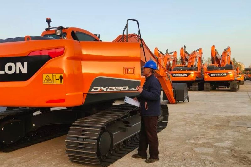 威海海關(guān)查獲超量攜帶入境煙草制品198條（圖）